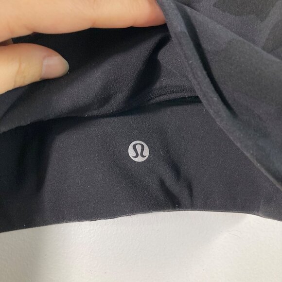 Womens Lululemon Align Reversible Bra Light Support 8 Black Camo W2DASS - Picture 4 of 4
